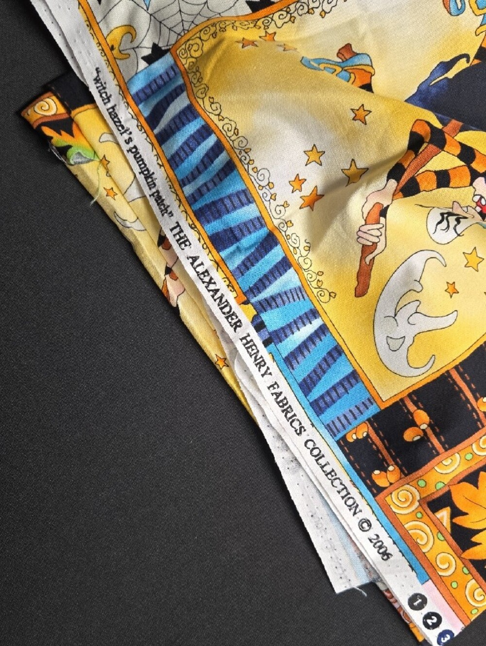 ๐๐๐2006 Witch Hazel's Pumpkin Patch Alexander Henry Fabrics Collection 1/2 Yd - Picture 2 of 8